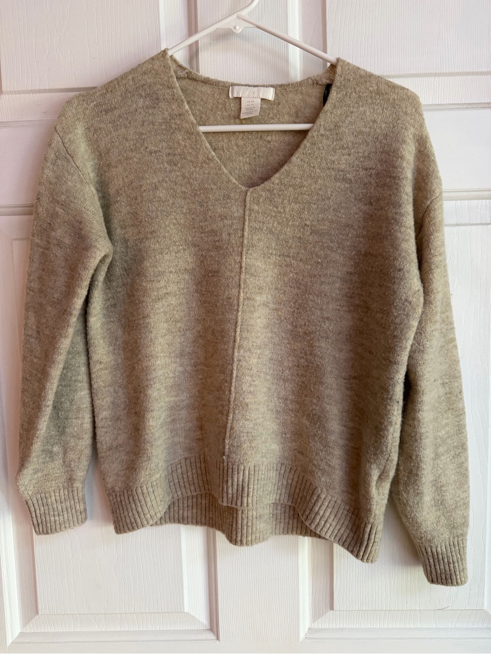 H&M Women's V-Neck Sweater in Taupe